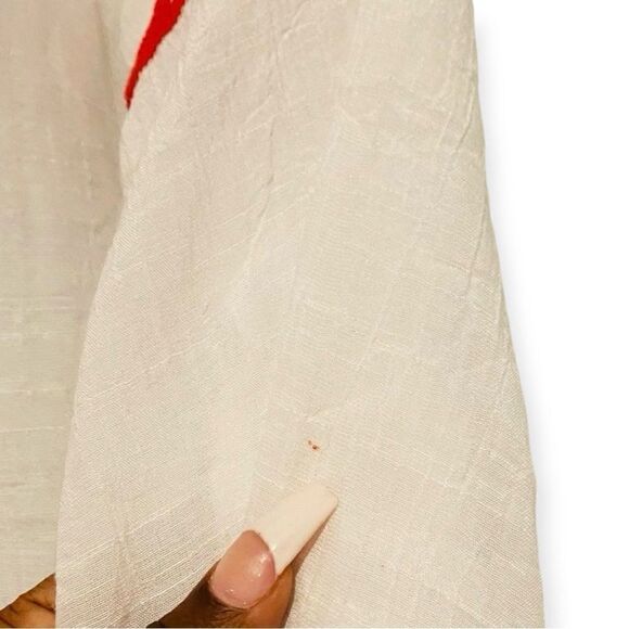 Fig & Flower White Embroidered 3/4 Sleeve Blouse Size Petite Small - Picture 3 of 6